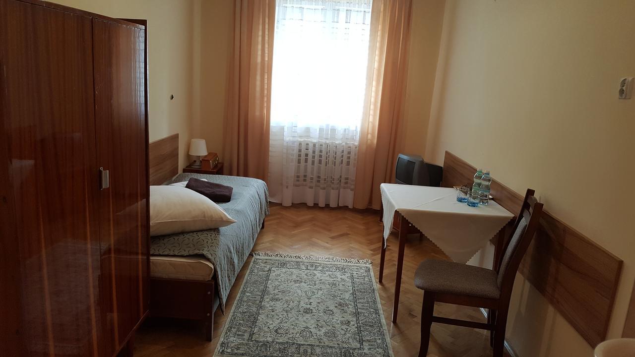 Stary Dom Zdrojowy Hotel Krynica Zdroj Exterior foto