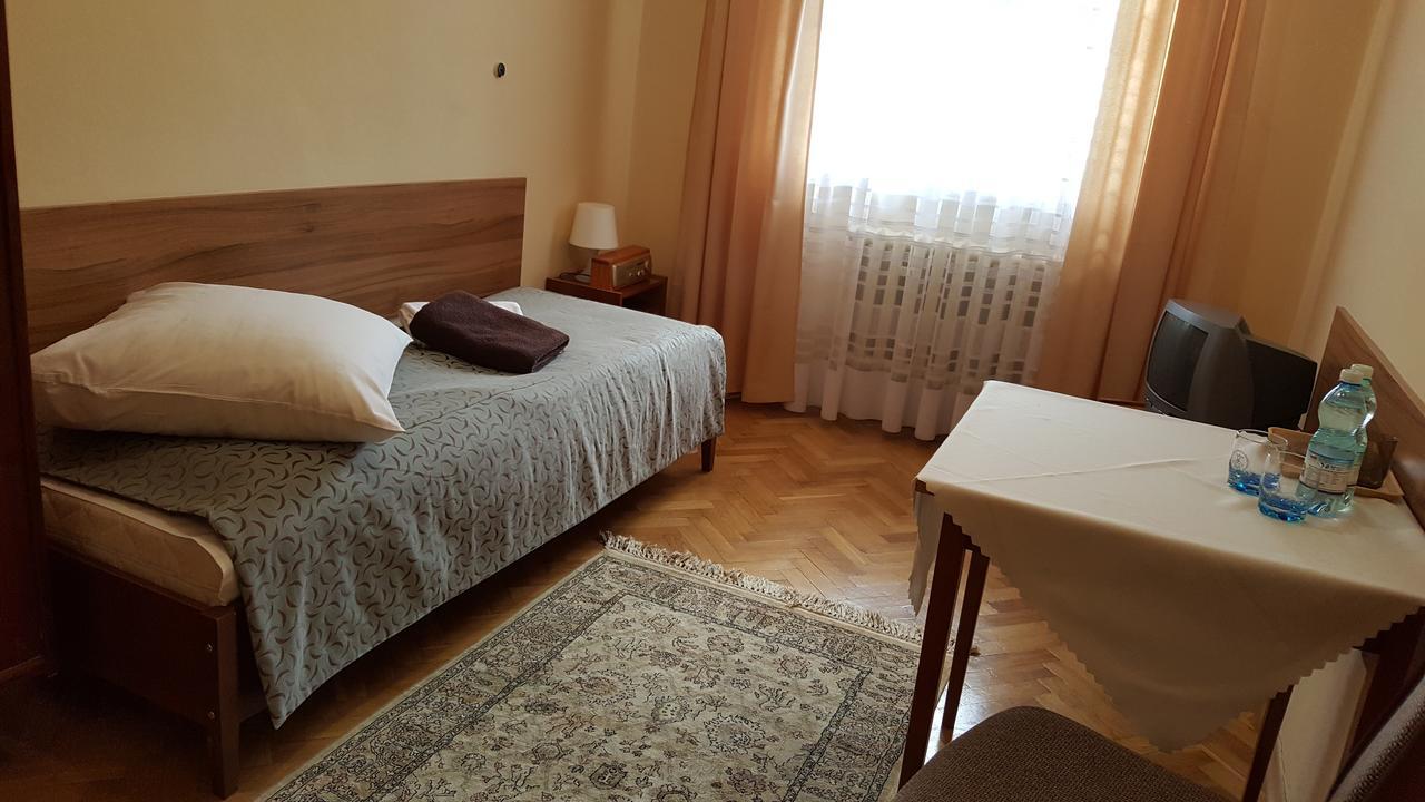 Stary Dom Zdrojowy Hotel Krynica Zdroj Exterior foto